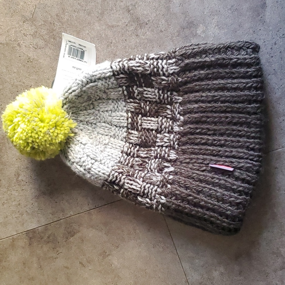 Nwt Buff Primaloft beanie sz 55